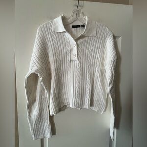 RDI Nordstrom White, Soft Knit Collared Sweater with Button Detail Size Medium